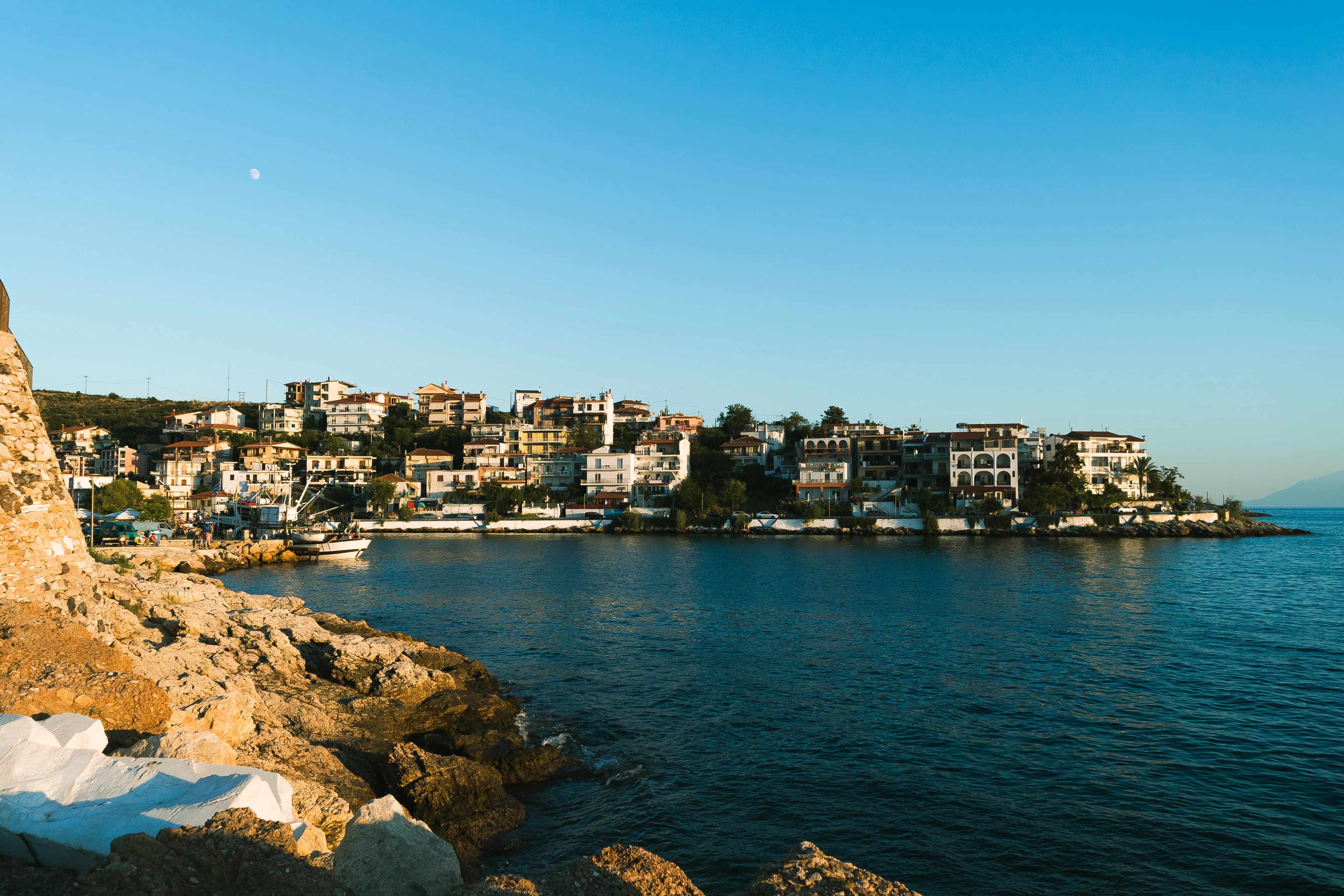body of water near buildings during daytime