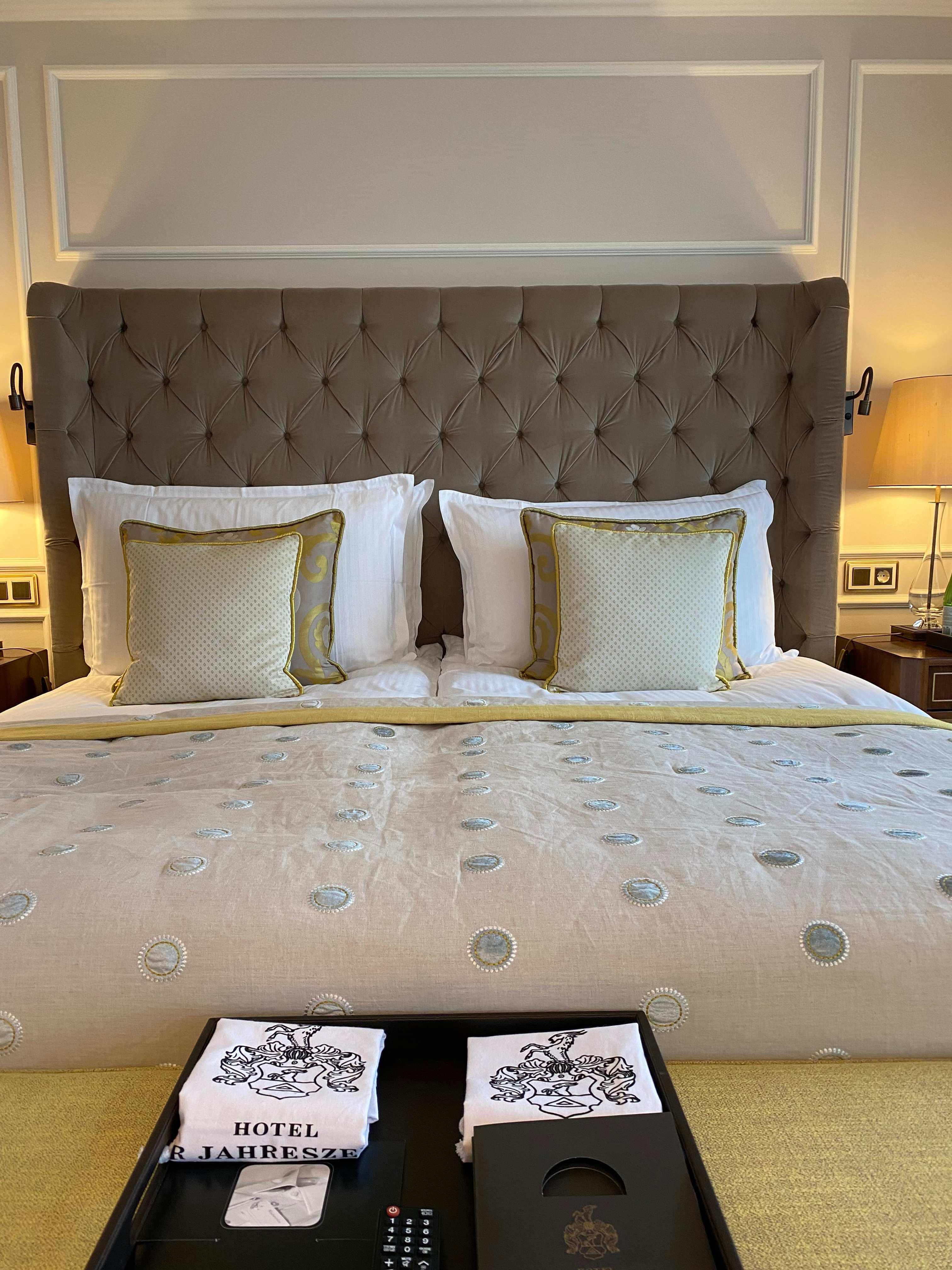 Fairmont Hotel Vier Jahreszeiten Ansicht 5