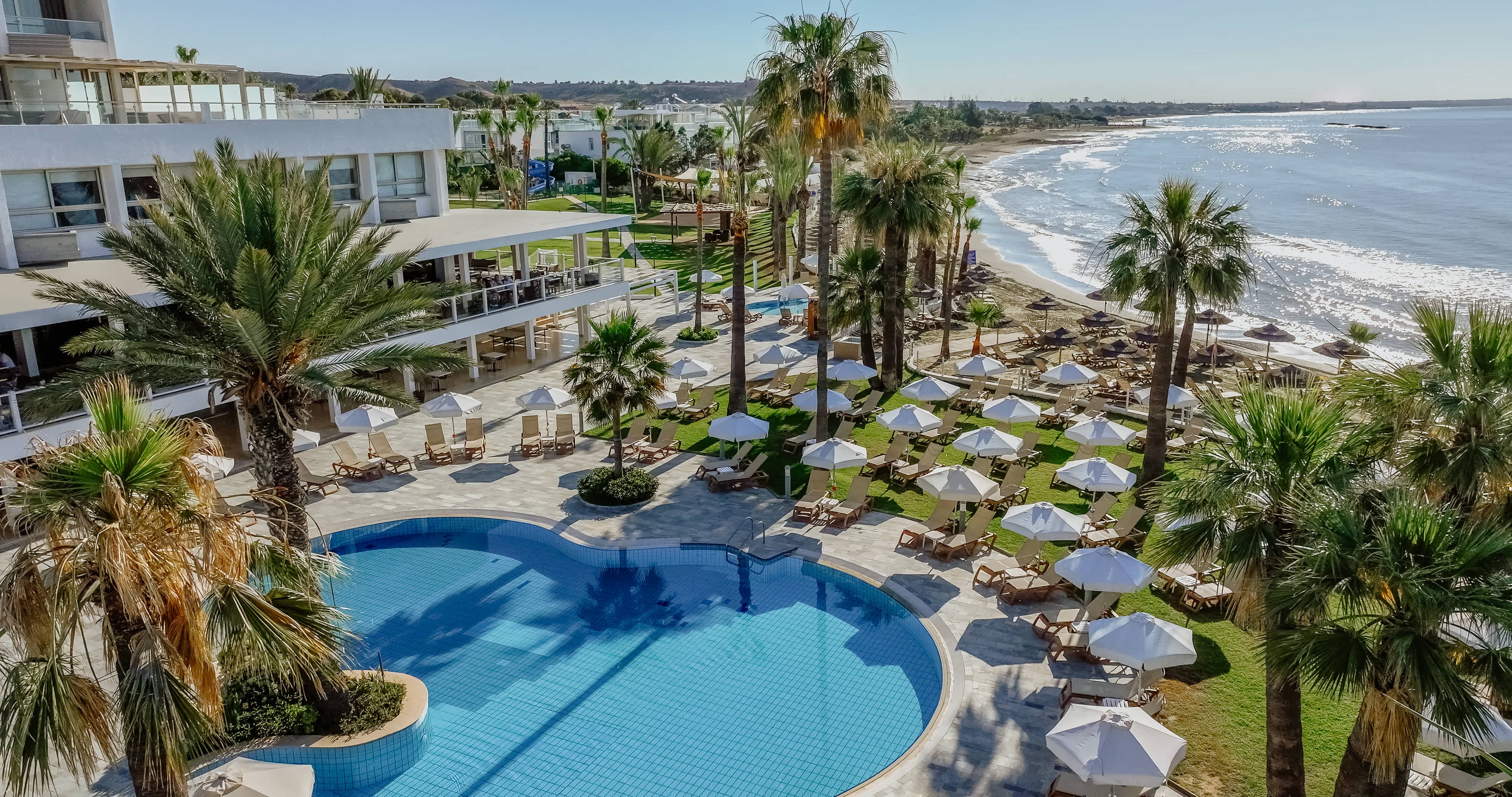 The Golden Bay Beach Hotel Ansicht 9