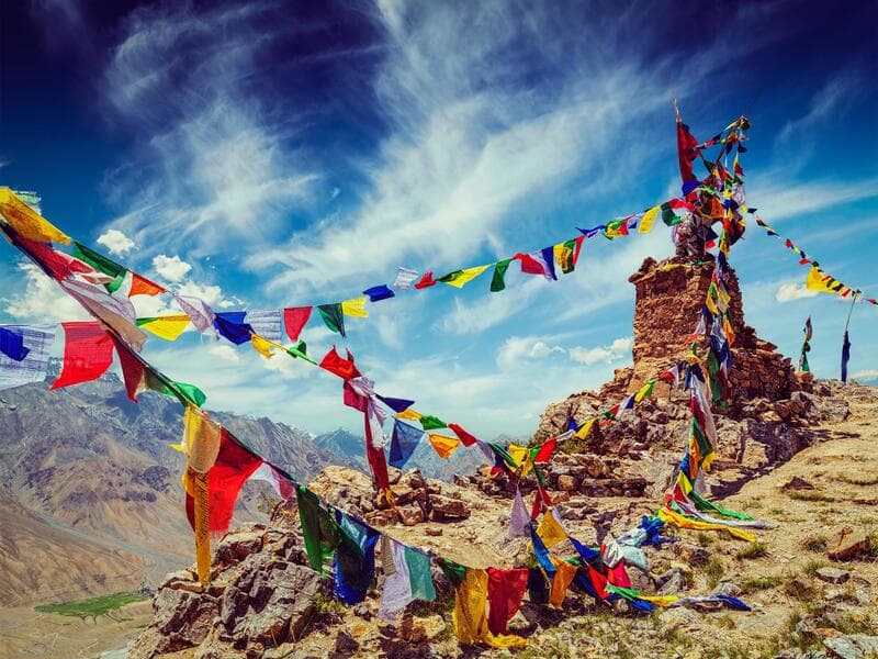 Erlebnisreisen Nepal: Abenteuer zwischen Bergpfaden und Dschungelpfaden